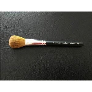 Bare Escentuals Fast & Flawless Blending Brush - Brand New.